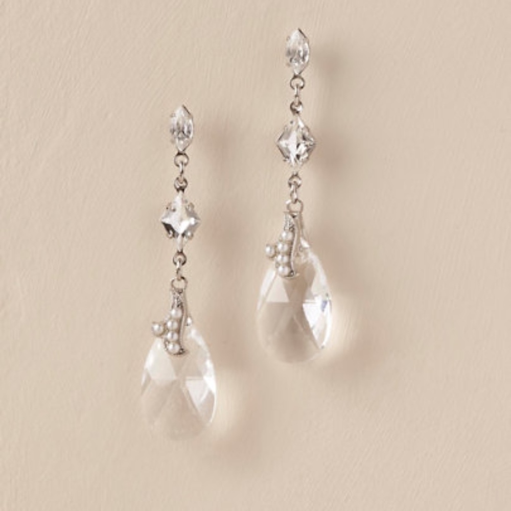 Vanna Drop Crystal Earrings